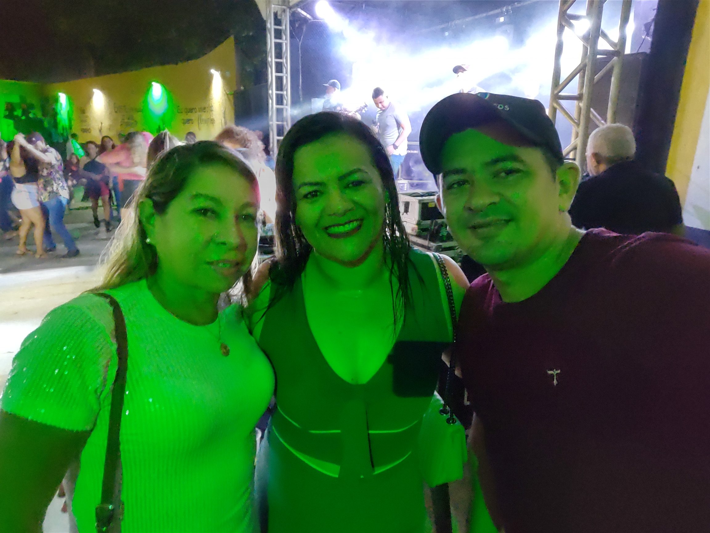 Miris-do-chapeu-de-couro-rotated